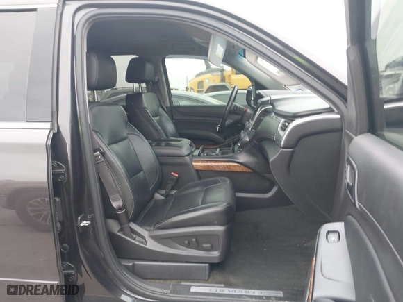 2015 Chevrolet Tahoe LTZ with VIN 1GNSCCKC6FR262769, listed as a IAAI auction lot 41389535 with 196,767 mi miles. Bid and sale history available at carsss.com. Image 5.