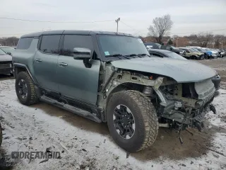 2024 GMC Hummer EV 3X with VIN 1GKB0RDC6RU101989, listed as a Copart auction lot 85671314 with 7,434 mi miles and Salvage Title. Bid and sale history available at carsss.com. Image 4.
