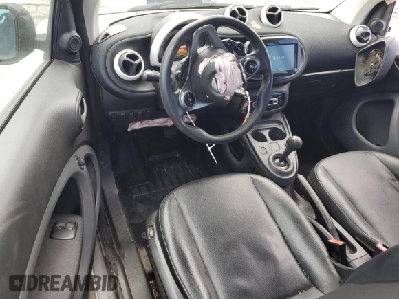 2016 Smart fortwo Passion with VIN WMEFJ5DAXGK084125, listed as a Copart auction lot 59374855 with 63,826 mi miles and Salvage title. Bid and sale history available at DreamBid. Image 8.