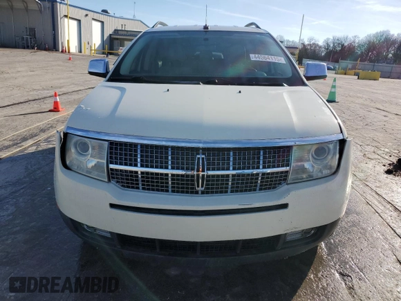 2008 Lincoln MKX with VIN 2LMDU68C68BJ20841, listed as a Copart auction lot 44564115 with 220,066 mi miles and Salvage Title. Bid and sale history available at DreamBid. Image 5.