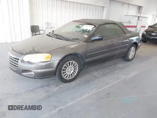 2005 Chrysler Sebring Touring with VIN 1C3EL55R85N566763, listed as a IAAI auction lot 42141184 with 143,490 mi miles and . Bid and sale history available at DreamBid. Image 2.