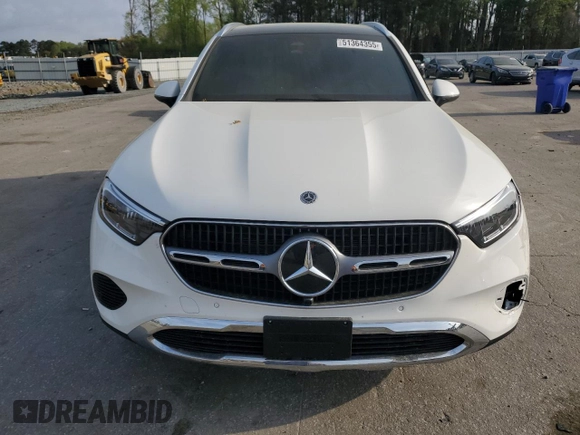 2025 Mercedes-Benz GLC 300 z VIN W1NKM4HBXSF265012, wystawiony jako Copart lot #51364355 z przebiegiem 4 756 mil mil oraz Szkoda całkowita • Salvage title. Historia ofert i sprzedaży dostępna na DreamBid. Obrazek 5.