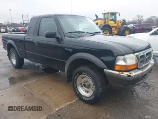 1998 Ford Ranger XL with VIN 1FTZR15U4WPA46929, listed as a IAAI auction lot 41911977 with 202,406 mi miles. Bid and sale history available at carsss.com. Image 1.