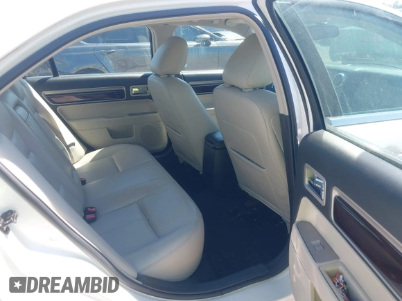 2009 Lincoln MKZ with VIN 3LNHM26T59R610490, listed as a IAAI auction lot 42029239 with 39,539 mi miles and . Bid and sale history available at DreamBid. Image 8.