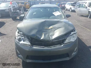 2014 Toyota Camry Hybrid LE with VIN 4T1BD1FK6EU129691, listed as a IAAI auction lot 41796112 with 264,392 mi miles. Bid and sale history available at carsss.com. Image 12.