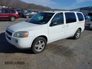 2005 Chevrolet Uplander LS with VIN 1GNDV23L25D293573, listed as a IAAI auction lot 41472132 with 208,714 mi miles. Bid and sale history available at carsss.com. Image 2.