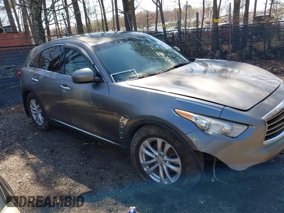 2014 Infiniti QX70 с VIN JN8CS1MW9EM413406, выставлен на аукционе IAAI как лот 41909387 с пробегом 123 957 миль миль и . История ставок и продаж доступна на DreamBid. Изображение 6.