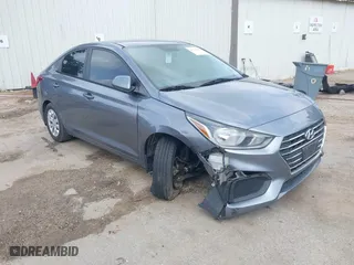 2020 Hyundai Accent SE with VIN 3KPC24A67LE117880, listed as a IAAI auction lot 41924657 with 98,056 mi miles. Bid and sale history available at carsss.com. Image 1.
