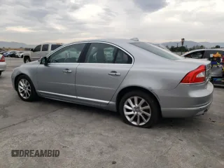 2014 Volvo S80 3.2L with VIN YV1952ASXE1180961, listed as a Copart auction lot 65252394 with 83,579 mi miles and Salvage Title. Bid and sale history available at carsss.com. Image 2.