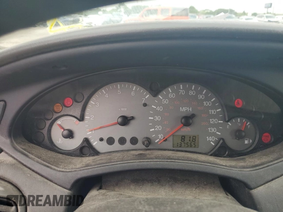 2003 Ford Focus ZX3 with VIN 3FAFP31313R133697, listed as a Copart auction lot 63413015 with 137,565 mi miles and Clean title. Bid and sale history available at DreamBid. Image 9.