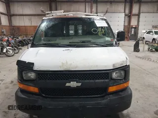 2006 Chevrolet Express Cargo Van with VIN 1GCFG15X861262059, listed as a IAAI auction lot 41803770 with 199,997 mi miles. Bid and sale history available at carsss.com. Image 12.