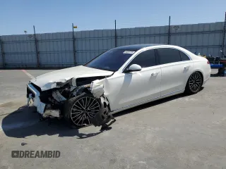 2021 Mercedes-Benz S 580 z VIN W1K6G7GB7MA033945, wystawiony jako Copart lot #54095735 z przebiegiem 61 163 mil mil oraz Szkoda całkowita • Salvage title. Historia ofert i sprzedaży dostępna na DreamBid. Obrazek 1.