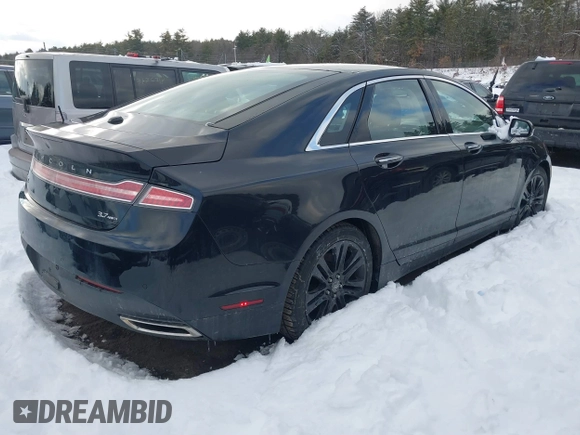 2013 Lincoln MKZ with VIN 3LN6L2JK1DR800823, listed as a IAAI auction lot 41491776 with 117,774 mi miles. Bid and sale history available at carsss.com. Image 4.