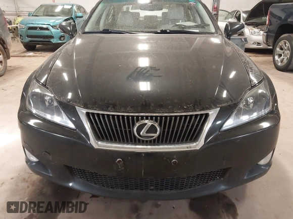 2009 Lexus IS with VIN JTHCK262395035562, listed as a IAAI auction lot 41791619 with 215,076 mi miles. Bid and sale history available at carsss.com. Image 12.