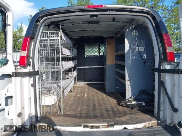 2012 Chevrolet Express Cargo с VIN 1GCSGAFX2C1177663, выставлен на аукционе IAAI как лот 42506833 с пробегом 225 862 миль миль и . История ставок и продаж доступна на DreamBid. Изображение 8.