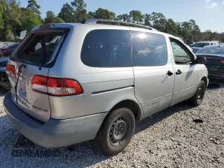 2003 Toyota Sienna CE with VIN 4T3ZF19C03U536617, listed as a Copart auction lot 66270023 with 290,982 mi miles and Clean Title. Bid and sale history available at carsss.com. Image 3.