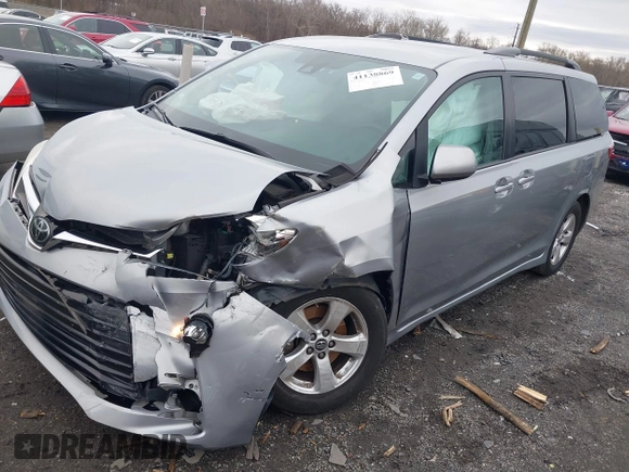 2018 Toyota Sienna LE Auto Access Seat with VIN 5TDKZ3DC6JS904910, listed as a IAAI auction lot 41138869 with 109,900 mi miles and . Bid and sale history available at DreamBid. Image 18.