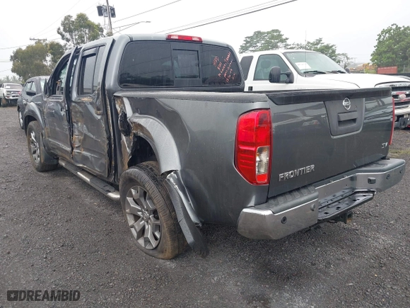 2020 Nissan Frontier SV with VIN 1N6ED0EA1LN717863, listed as a IAAI auction lot 41130121 with 54,552 mi miles. Bid and sale history available at carsss.com. Image 3.
