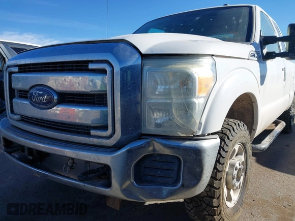 2016 Ford Super Duty F-250 SRW XLT with VIN 1FT7X2B62GEA13840, listed as a IAAI auction lot 41523113 with 139,215 mi miles. Bid and sale history available at carsss.com. Image 6.