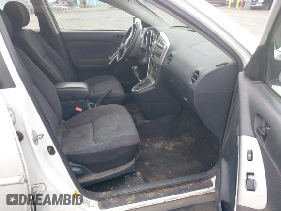 2004 Pontiac Vibe z VIN 5Y2SL64844Z406755, wystawiony jako IAAI lot #41775825 z przebiegiem 266 277 mil mil oraz . Historia ofert i sprzedaży dostępna na DreamBid. Obrazek 5.