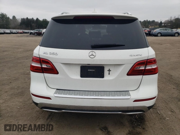 2015 Mercedes-Benz M 350 z VIN 4JGDA5HB6FA583447, wystawiony jako Copart lot #48828715 z przebiegiem 213 155 mil mil oraz Szkoda całkowita • Salvage title. Historia ofert i sprzedaży dostępna na DreamBid. Obrazek 6.