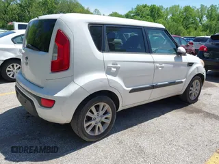 2012 Kia Soul + with VIN KNDJT2A67C7384686, listed as a IAAI auction lot 42147432 with 215,322 mi miles and . Bid and sale history available at DreamBid. Image 4.