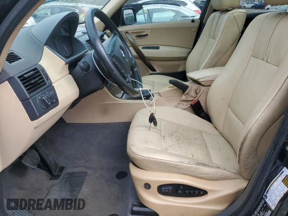 2004 BMW X3 3.0i z VIN WBXPA93424WC32669, wystawiony jako Copart lot #53979825 z przebiegiem 169 629 mil mil oraz Czysty tytuł • Clean title. Historia ofert i sprzedaży dostępna na DreamBid. Obrazek 7.