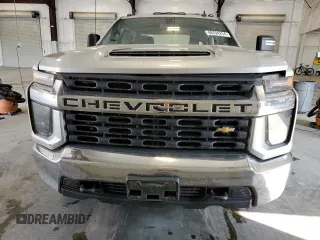 2020 Chevrolet Silverado 3500HD LT with VIN 1GC4YTEY7LF198197, listed as a Copart auction lot 69294254 with 118,120 mi miles and Salvage Title. Bid and sale history available at carsss.com. Image 5.