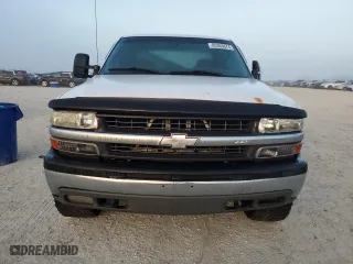 2001 Chevrolet Silverado 1500 LT with VIN 1GCEK19T21E144172, listed as a Copart auction lot 85363674 with 268,895 mi miles and Salvage Title. Bid and sale history available at carsss.com. Image 5.