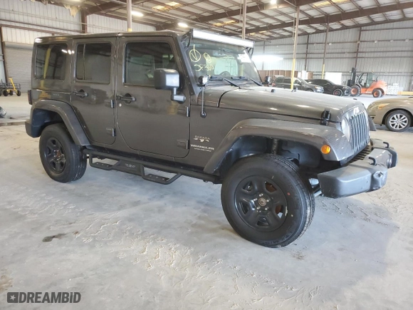 2016 Jeep Wrangler Unlimited Sahara with VIN 1C4BJWEGXGL216915, listed as a Copart auction lot 47556025 with 86,063 mi miles and Salvage Title. Bid and sale history available at carsss.com. Image 4.