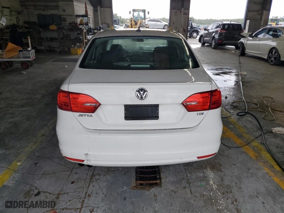 2013 Volkswagen Jetta Sedan TDI w/Premium with VIN 3VWLL7AJ0DM351270, listed as a Copart auction lot 71204324 with 91,075 mi miles and Salvage Title. Bid and sale history available at carsss.com. Image 6.