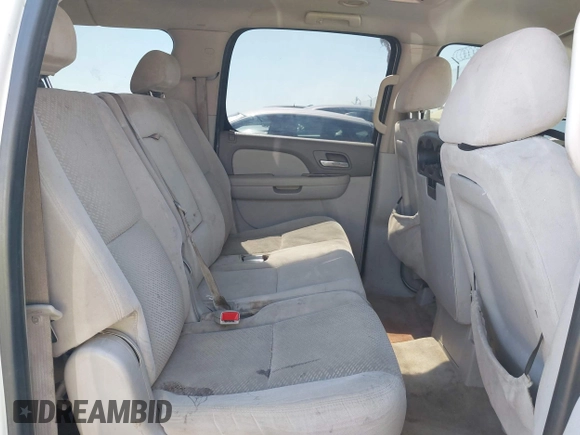 2008 Chevrolet Suburban LTZ with VIN 3GNFC16078G120116, listed as a IAAI auction lot 42691043 with 178,539 mi miles and . Bid and sale history available at DreamBid. Image 8.