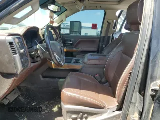 2019 Chevrolet Silverado 3500HD High Country with VIN 1GC4KYEY1KF159943, listed as a Copart auction lot 63991964 with 151,930 mi miles and Salvage Title. Bid and sale history available at carsss.com. Image 7.