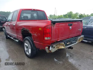 2006 Dodge 1500 SLT z VIN 1D7HU18216S562740, wystawiony jako IAAI lot #42403092 z przebiegiem 124 924 mil mil oraz . Historia ofert i sprzedaży dostępna na DreamBid. Obrazek 3.