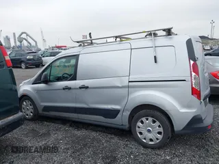 2019 Ford Transit Connect XLT z VIN NM0LS7F22K1414917, wystawiony jako IAAI lot #42143528 z przebiegiem 44 702 mil mil oraz . Historia ofert i sprzedaży dostępna na DreamBid. Obrazek 14.