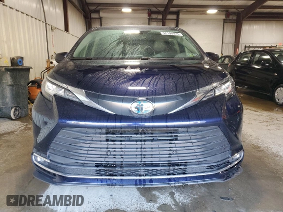 2023 Toyota Sienna XLE with VIN 5TDYSKFC8PS075322, listed as a Copart auction lot 52190025 with 64,557 mi miles and Salvage Title. Bid and sale history available at carsss.com. Image 5.