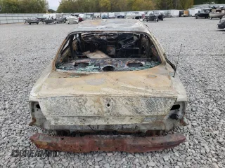 1998 Oldsmobile 88 LS z VIN 1G3HN52K0W4812285, wystawiony jako Copart lot #73559084 z przebiegiem Nie podano mil oraz Szkody całkowita. Historia ofert i sprzedaży dostępna na DreamBid. Obrazek 6.