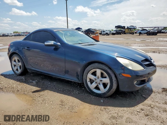 2006 Mercedes-Benz SLK 280 z VIN WDBWK54F56F093098, wystawiony jako Copart lot #58618735 z przebiegiem 155 916 mil mil oraz Tytuł czysty. Historia ofert i sprzedaży dostępna na DreamBid. Obrazek 4.