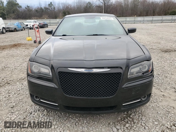 2014 Chrysler 300 with VIN 2C3CCAGG7EH384749, listed as a Copart auction lot 44434625 with 197,203 mi miles and Salvage Title. Bid and sale history available at carsss.com. Image 5.