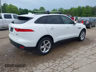 2018 Jaguar F-Pace 25t Premium z VIN SADCJ2FX8JA329233, wystawiony jako IAAI lot #42152159 z przebiegiem 129 454 mil mil oraz . Historia ofert i sprzedaży dostępna na DreamBid. Obrazek 4.