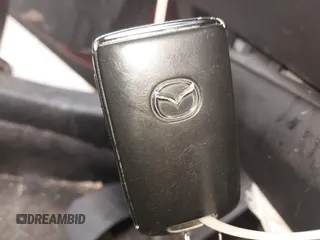2019 Mazda 3 Preferred z VIN JM1BPAMM2K1135386, wystawiony jako IAAI lot #40367062 z przebiegiem 9 999 mil mil oraz . Historia ofert i sprzedaży dostępna na DreamBid. Obrazek 11.