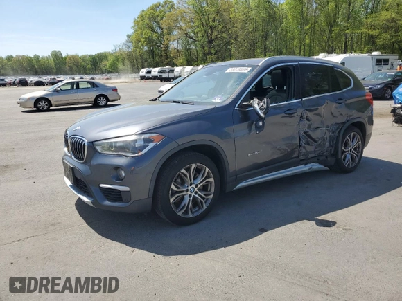2017 BMW X1 xDrive28i z VIN WBXHT3Z37H4A54544, wystawiony jako Copart lot #55019535 z przebiegiem 76 822 mil mil oraz Szkoda całkowita • Salvage title. Historia ofert i sprzedaży dostępna na DreamBid. Obrazek 1.