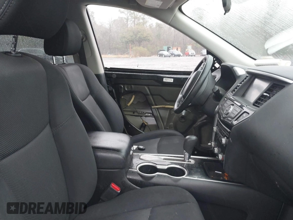 2018 Nissan Pathfinder SV with VIN 5N1DR2MN7JC652781, listed as a IAAI auction lot 41743833 with 68,469 mi miles. Bid and sale history available at carsss.com. Image 5.