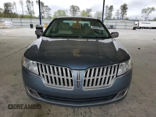 2012 Lincoln MKZ z VIN 3LNHL2GC2CR838245, wystawiony jako Copart lot #50962205 z przebiegiem 195 503 mil mil oraz Szkoda całkowita • Salvage title. Historia ofert i sprzedaży dostępna na DreamBid. Obrazek 5.