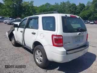 2010 Ford Escape XLS with VIN 1FMCU9C70AKD46856, listed as a IAAI auction lot 42583123 with 125,669 mi miles and . Bid and sale history available at DreamBid. Image 3.
