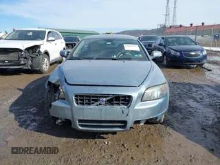 2009 Volvo C70 z VIN YV1MC67269J077153, wystawiony jako IAAI lot #41432312 z przebiegiem 67 700 mil mil oraz . Historia ofert i sprzedaży dostępna na DreamBid. Obrazek 13.