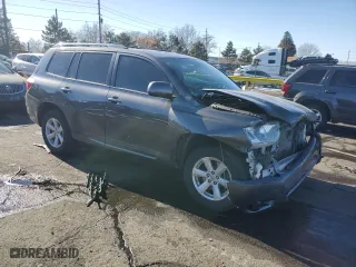2010 Toyota Highlander SE with VIN 5TDJK3EH0AS011416, listed as a Copart auction lot 42834695 with 175,402 mi miles and Salvage Title. Bid and sale history available at carsss.com. Image 4.