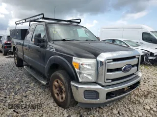 2016 Ford F-250 XLT z VIN 1FT7X2A68GED30460, wystawiony jako Copart lot #55770325 z przebiegiem 296 320 mil mil oraz Czysty tytuł • Clean title. Historia ofert i sprzedaży dostępna na DreamBid. Obrazek 4.