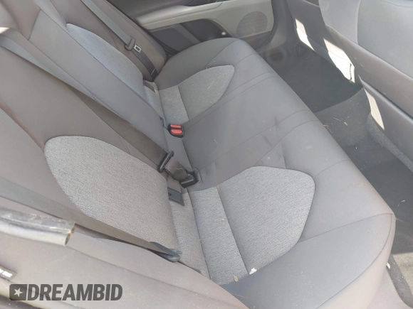 2019 Toyota Camry LE with VIN 4T1B11HK8KU683512, listed as a IAAI auction lot 39476699 with 40,074 mi miles. Bid and sale history available at carsss.com. Image 8.
