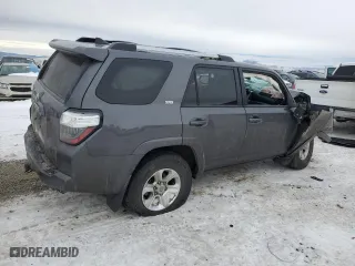 2020 Toyota 4Runner SR5 with VIN JTEBU5JR5L5793628, listed as a Copart auction lot 42212005 with 0 mi miles and Salvage Title. Bid and sale history available at carsss.com. Image 3.